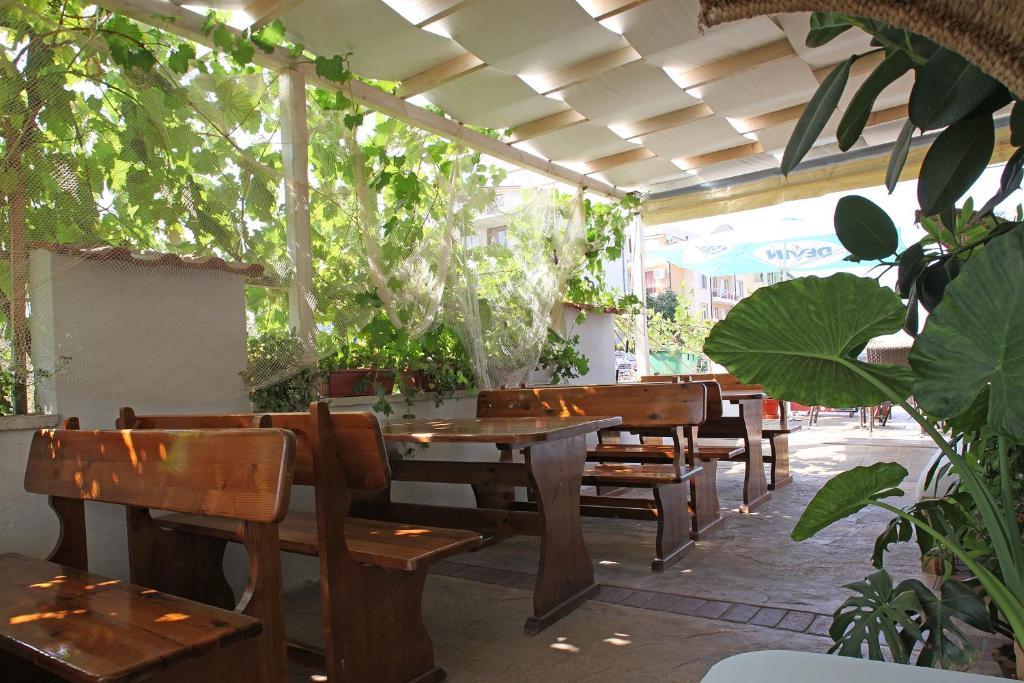 Ravda Bay Guest House Exterior foto